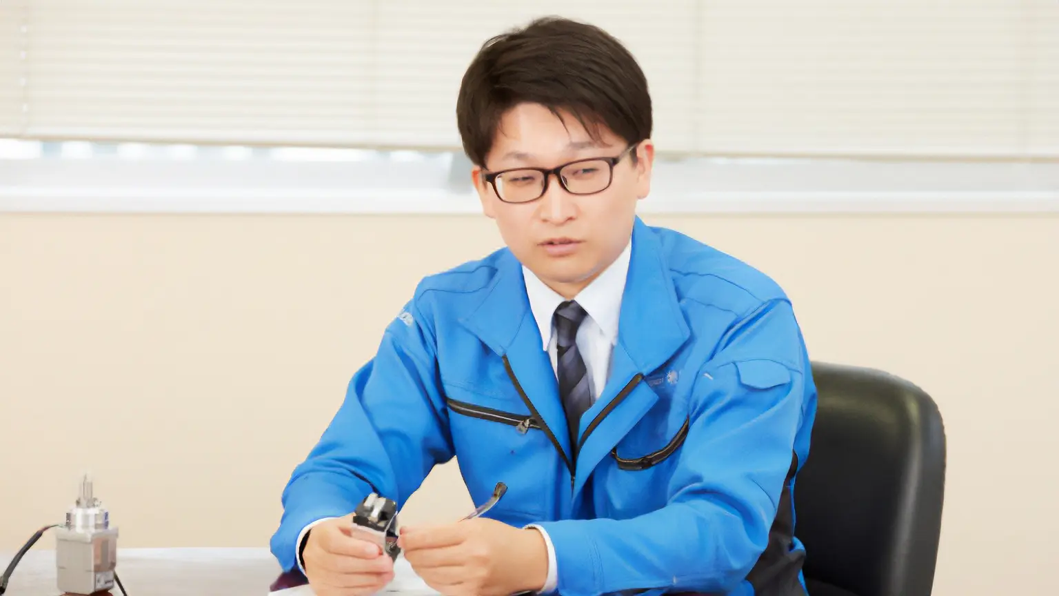 Akihiko KAMEYAMA, Section Chief, Sales and Technical Division, Tokuden